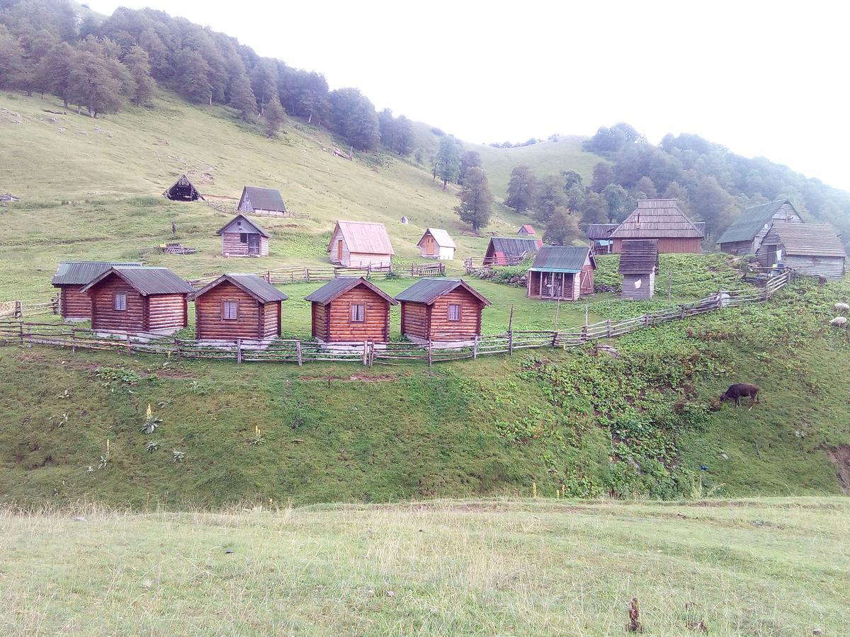 Eco Village Goles Kır Evi